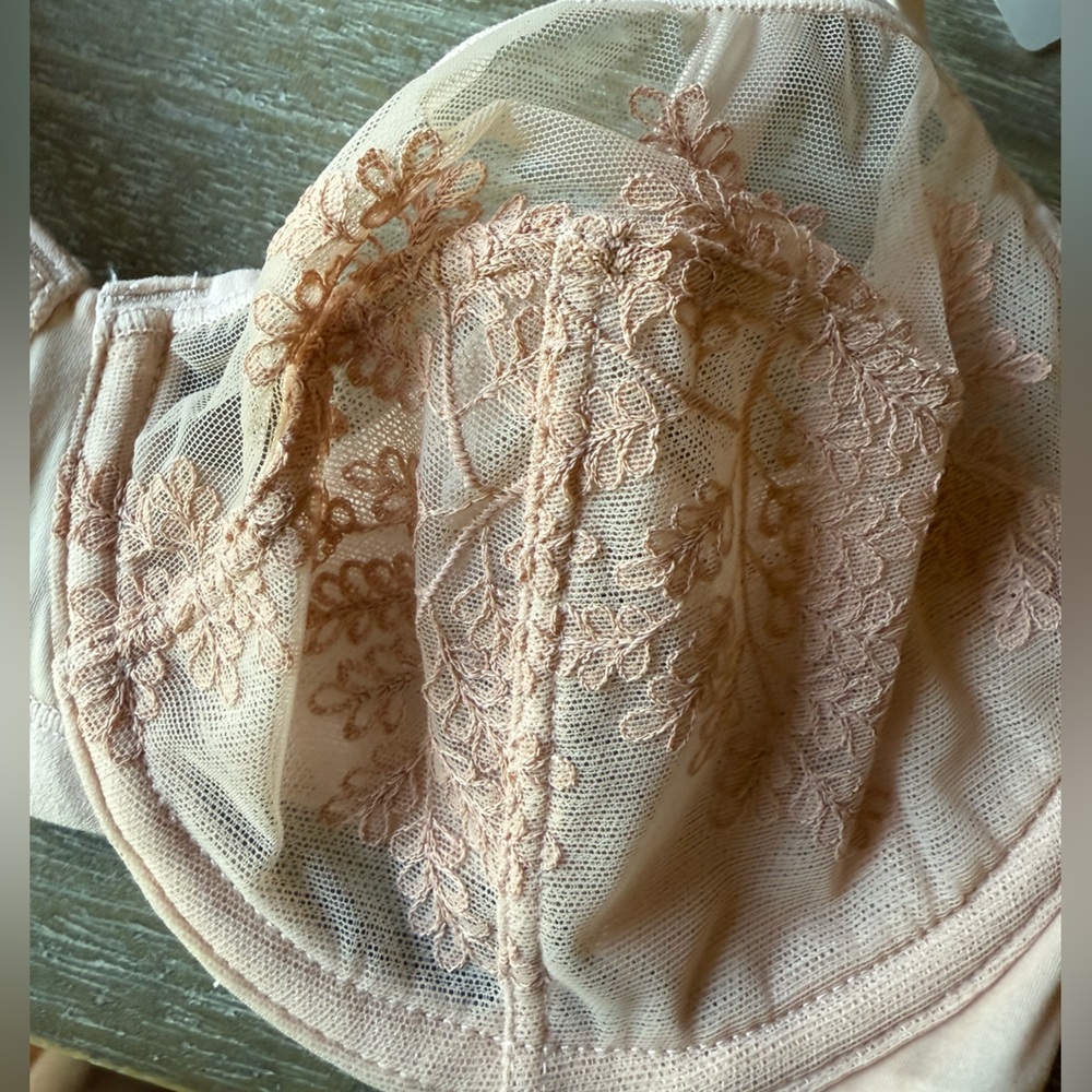 Natori Frame Full Fit Underwire Bra 32D NWT - Picture 4 of 6
